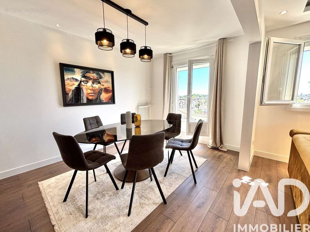 Photo 5 - Appartement à FLEURY-LES-AUBRAIS