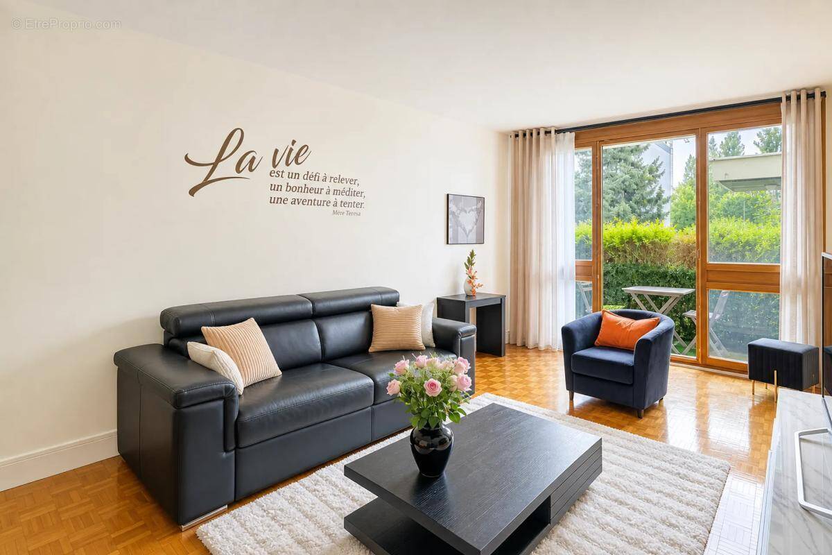 Appartement à CHILLY-MAZARIN