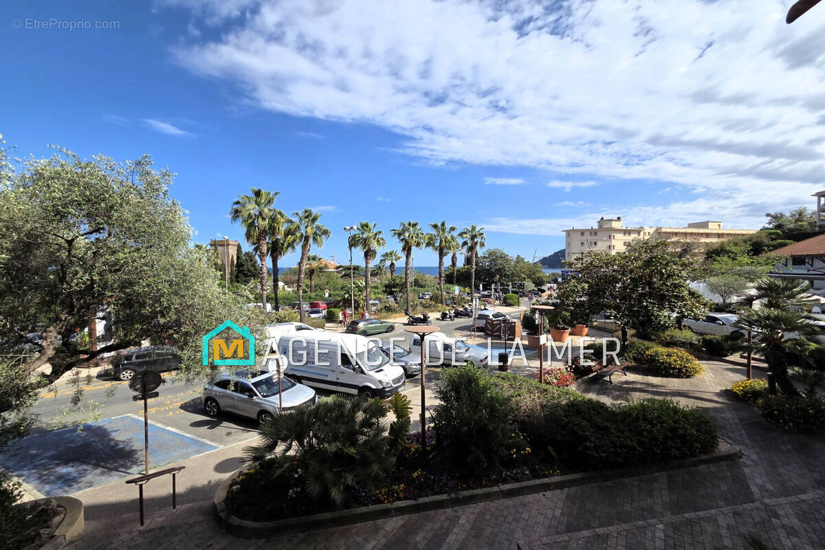 Appartement à MANDELIEU-LA-NAPOULE