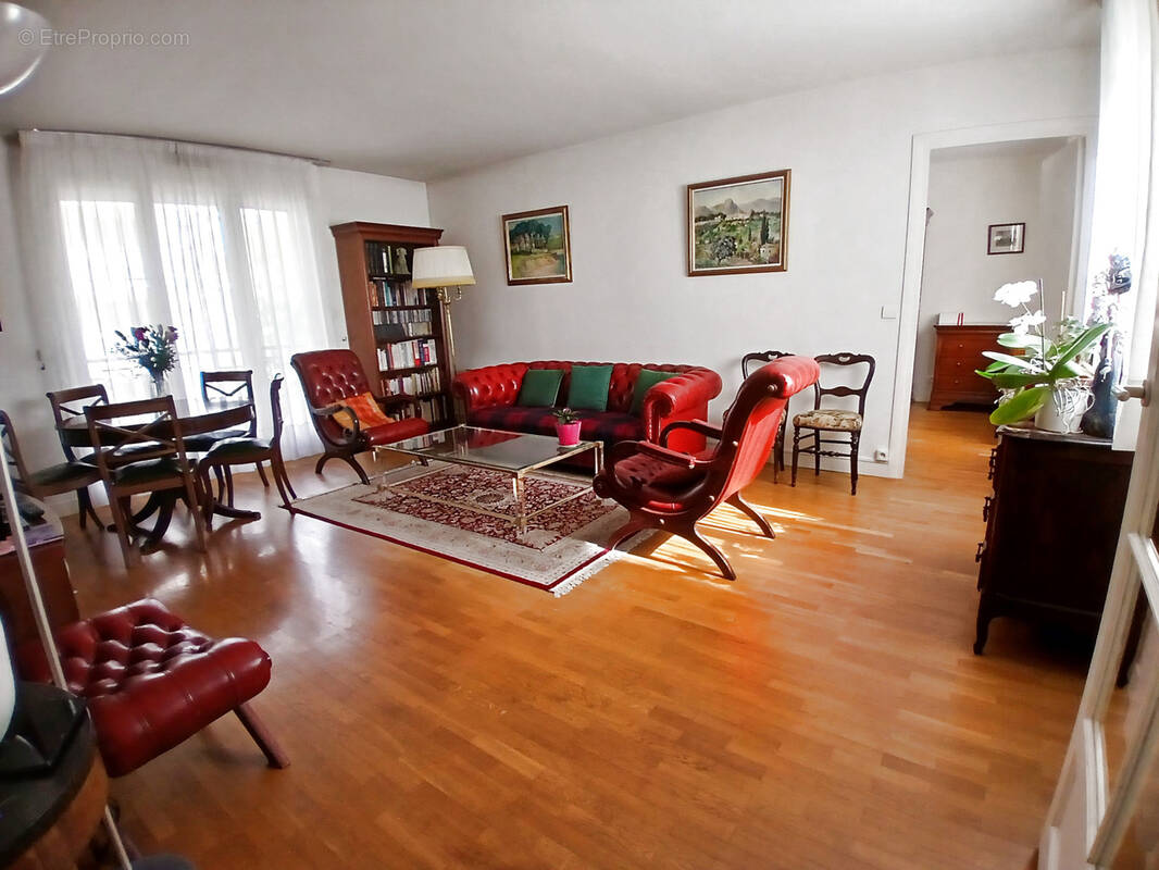 Appartement à PARIS-12E