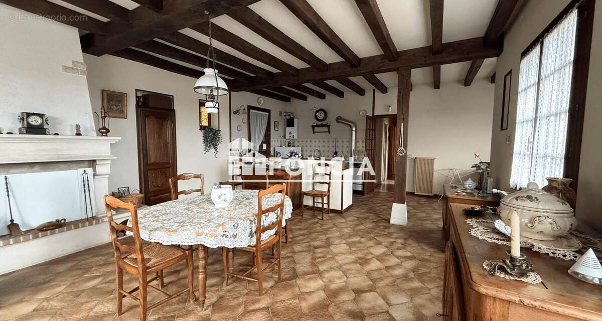 Maison à PORTS