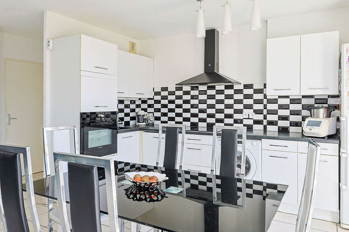 Appartement à MARSEILLE-14E