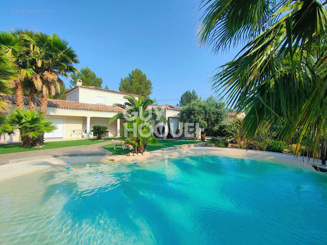 Maison à DRAGUIGNAN