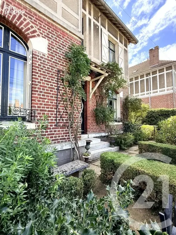 Maison 8 pièces 172 m² à vendre à Saint-Quentin (02100) - photo 3
