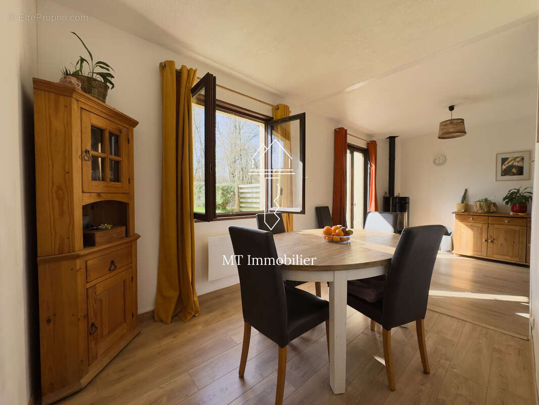 Maison à OFFIN