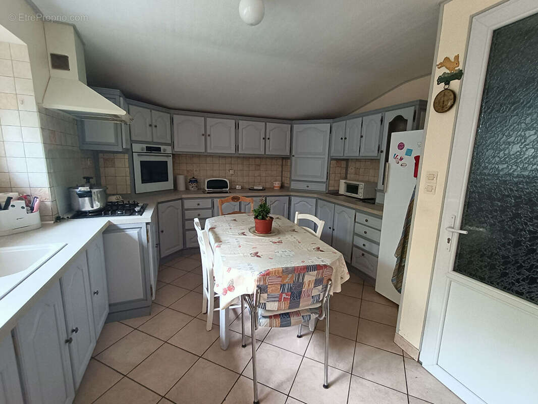 Maison à TONNAY-CHARENTE
