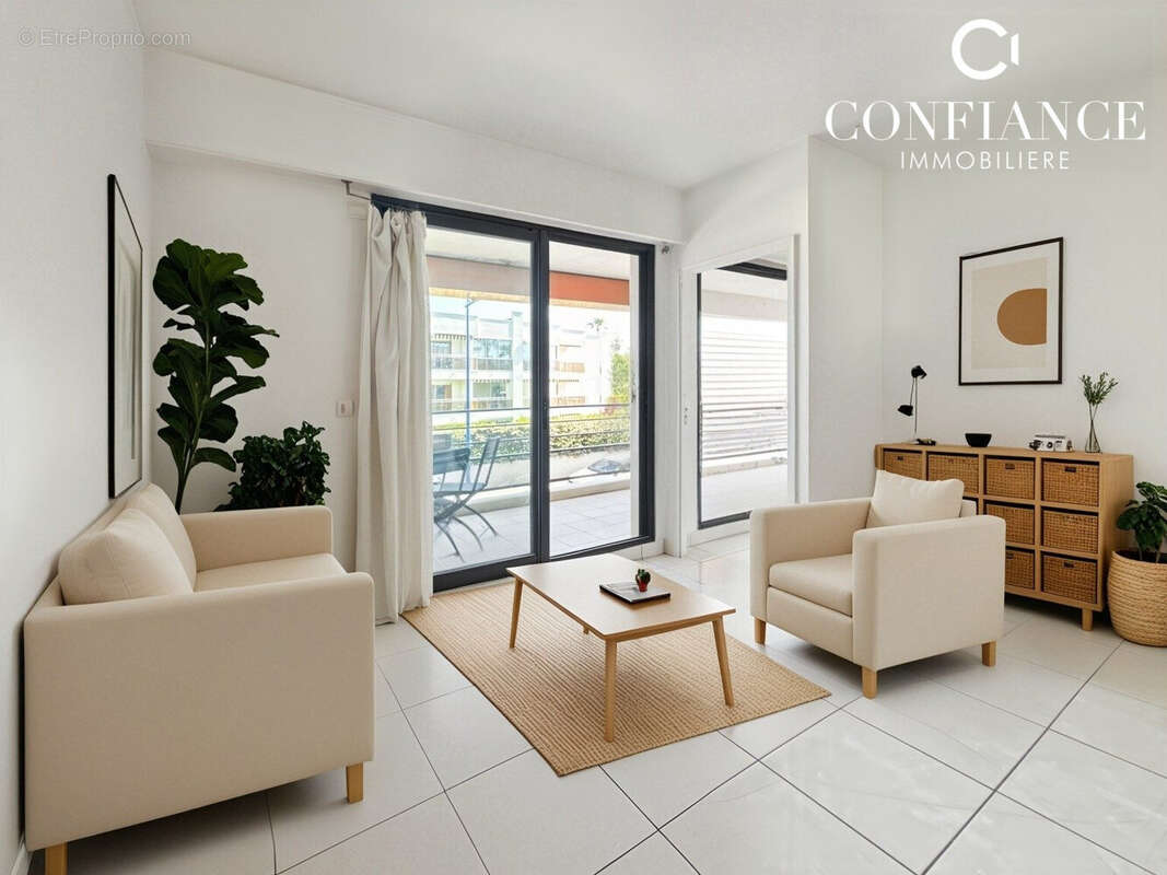 Appartement à VILLENEUVE-LOUBET