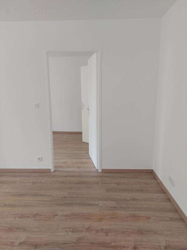 Appartement à NOZAY