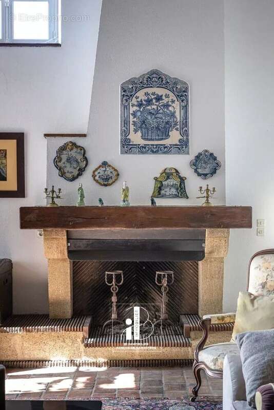 Maison à GREZ-SUR-LOING