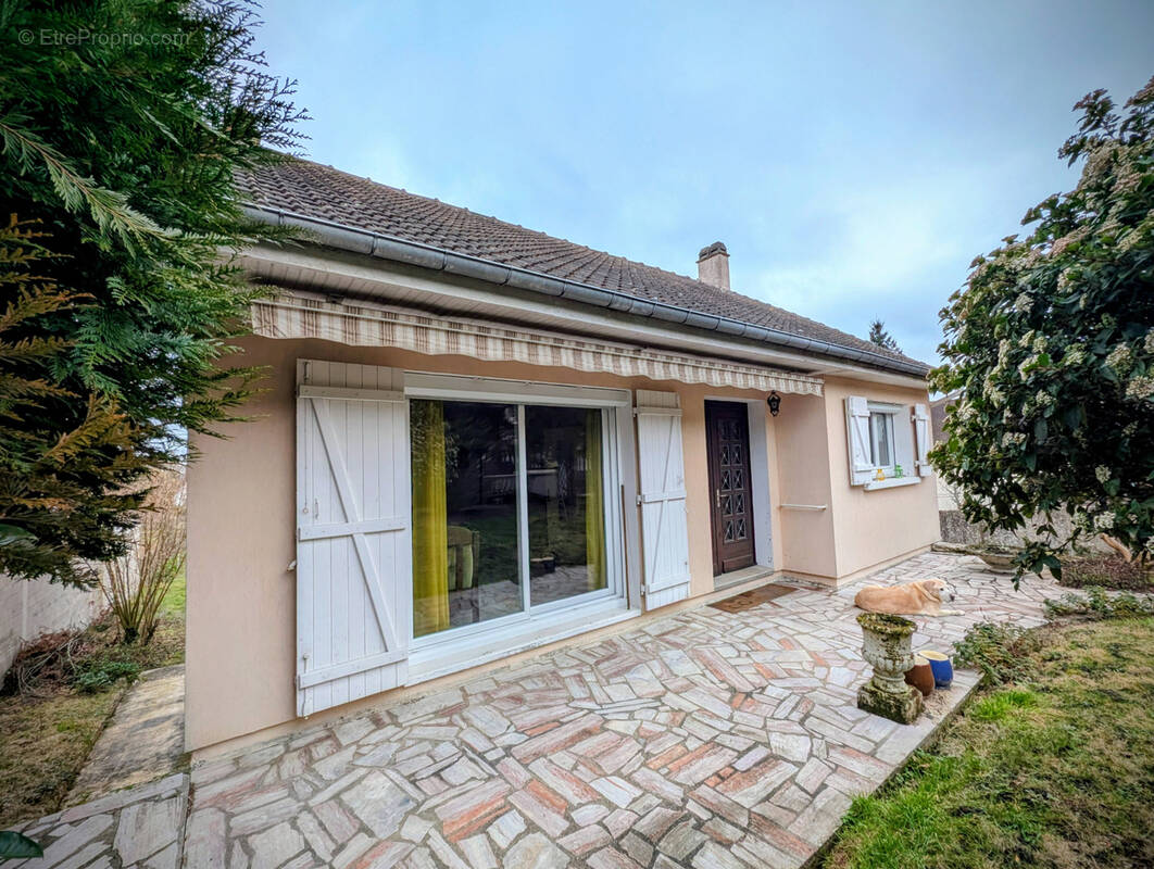 Maison à MONTFORT-L'AMAURY