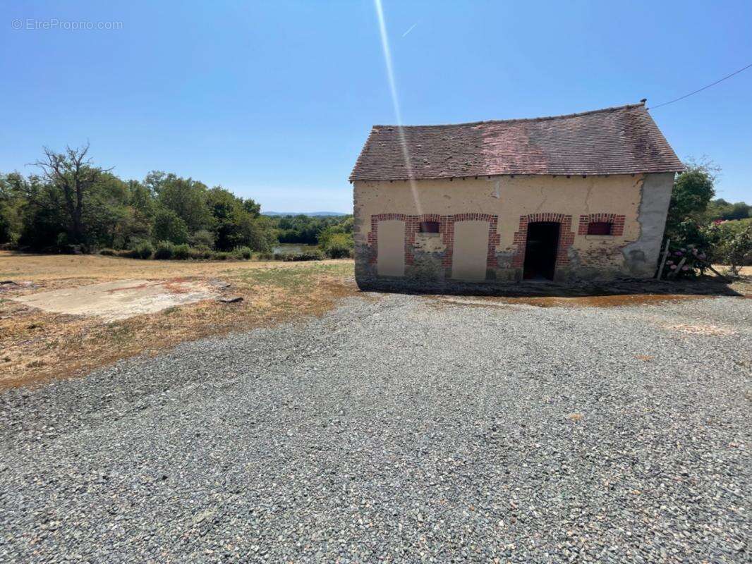 Ancienne ferme lourdoueix saint pierre (23) - photo 31