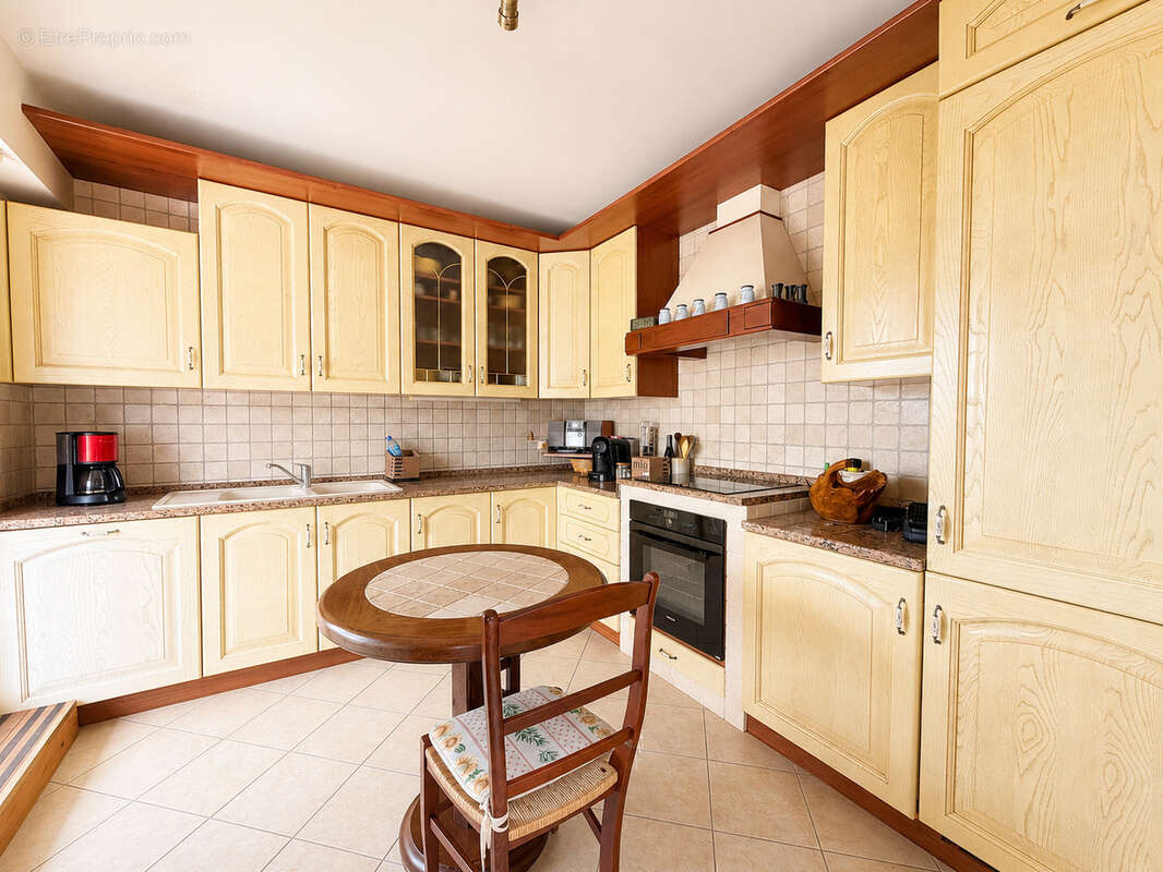 Appartement à ROQUEBRUNE-CAP-MARTIN