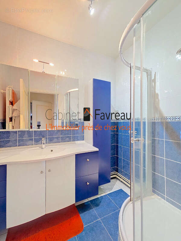 Appartement à FRESNES