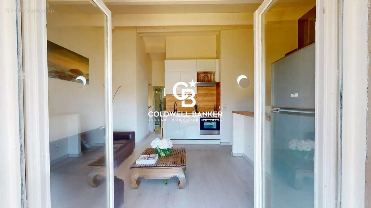 Appartement à GASSIN