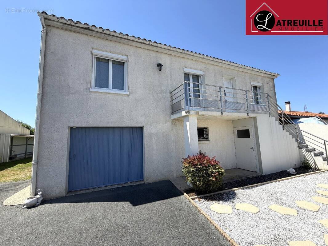 Maison à PONS