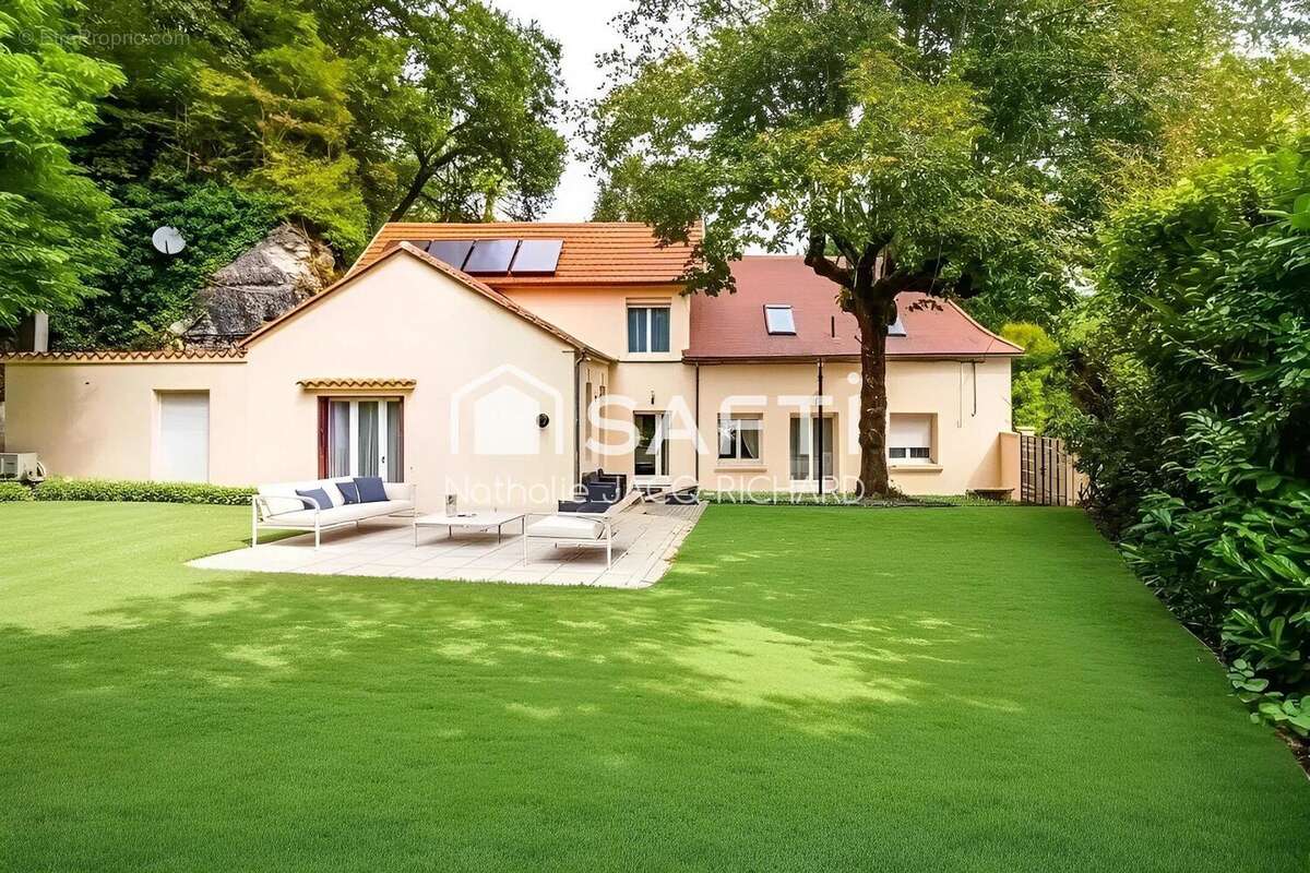Photo 2 - Maison à LEMBRAS