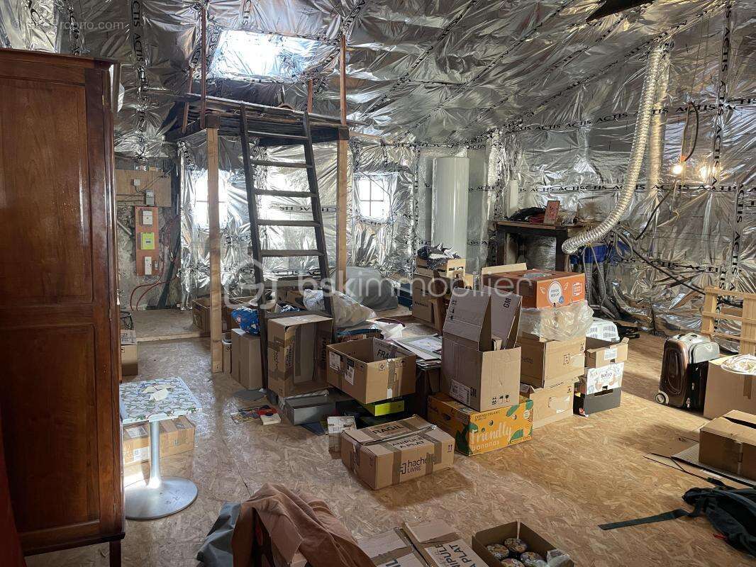 Maison de charme et dépendance a fort potentiel - photo 9