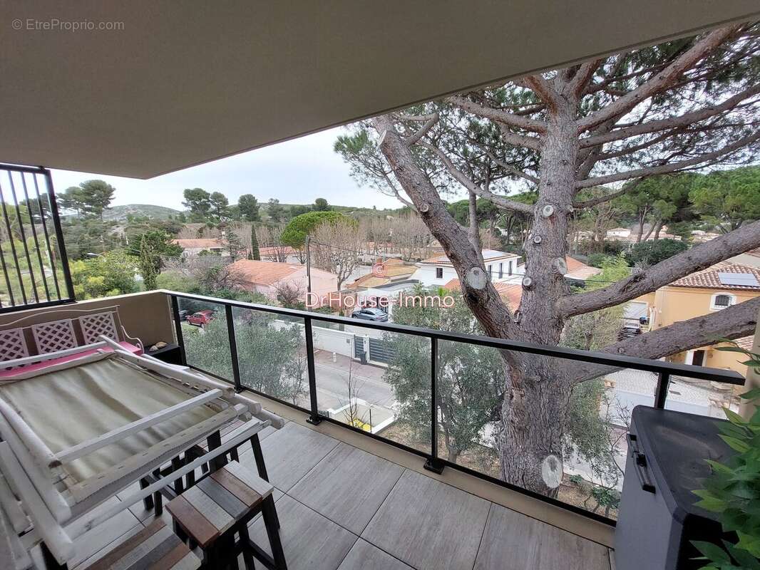 Appartement à CARRY-LE-ROUET