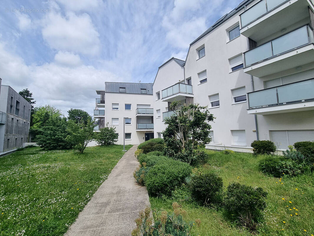 Appartement à SAUTRON