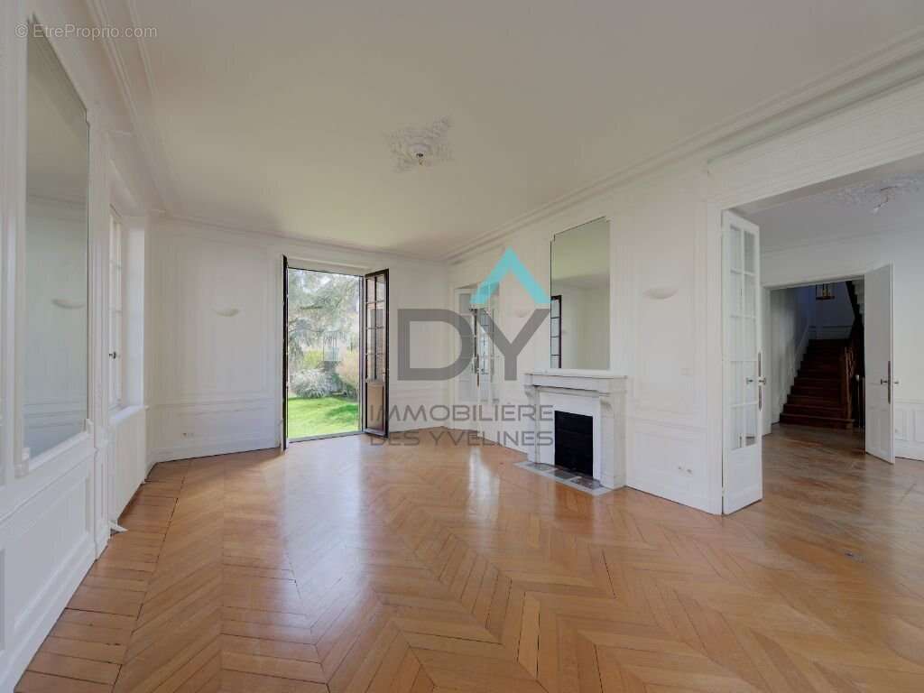 Maison à SAINT-GERMAIN-EN-LAYE