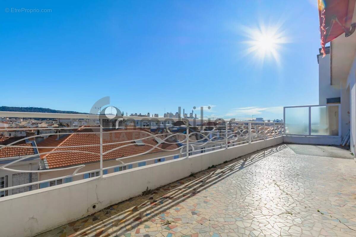 Appartement à NICE