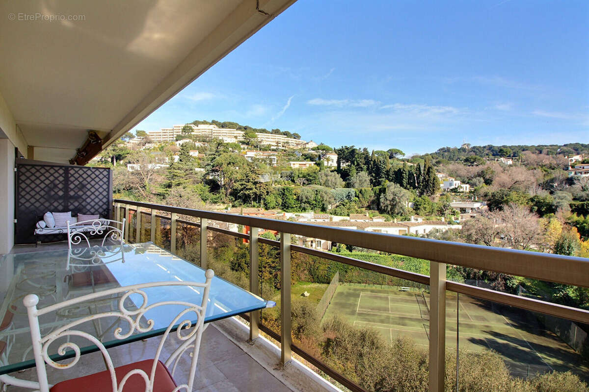 Appartement à LE CANNET