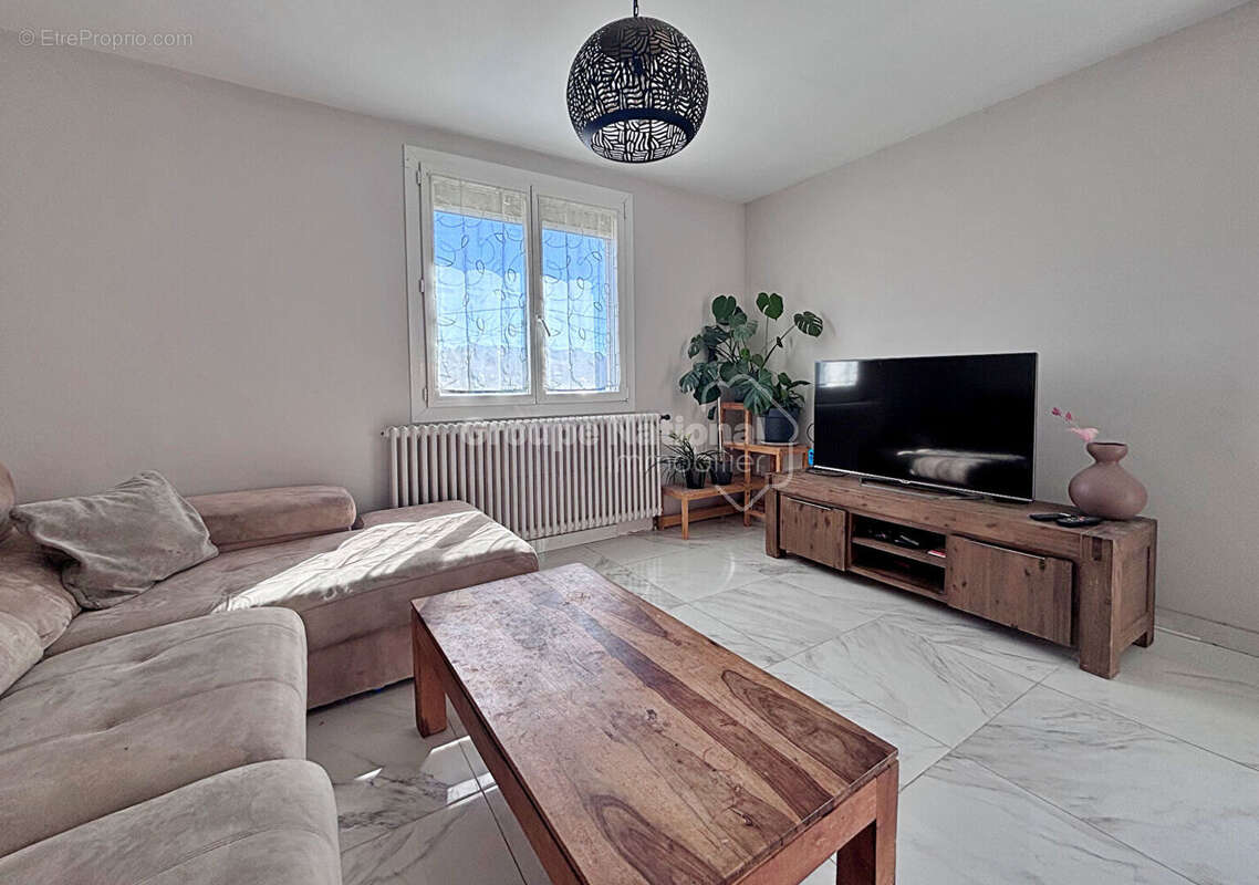 Maison de plain-pied entièrement rénovée Les Pennes-Mirabeau - photo 5