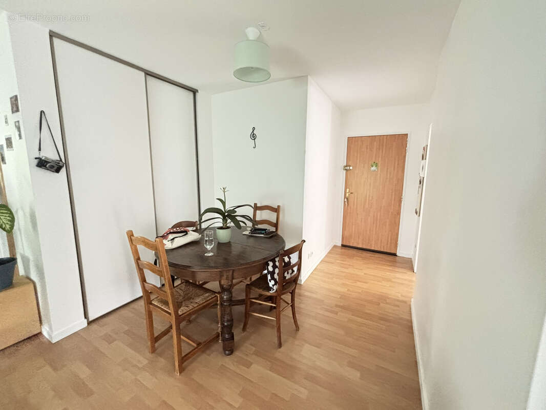 Appartement à LA RICHE