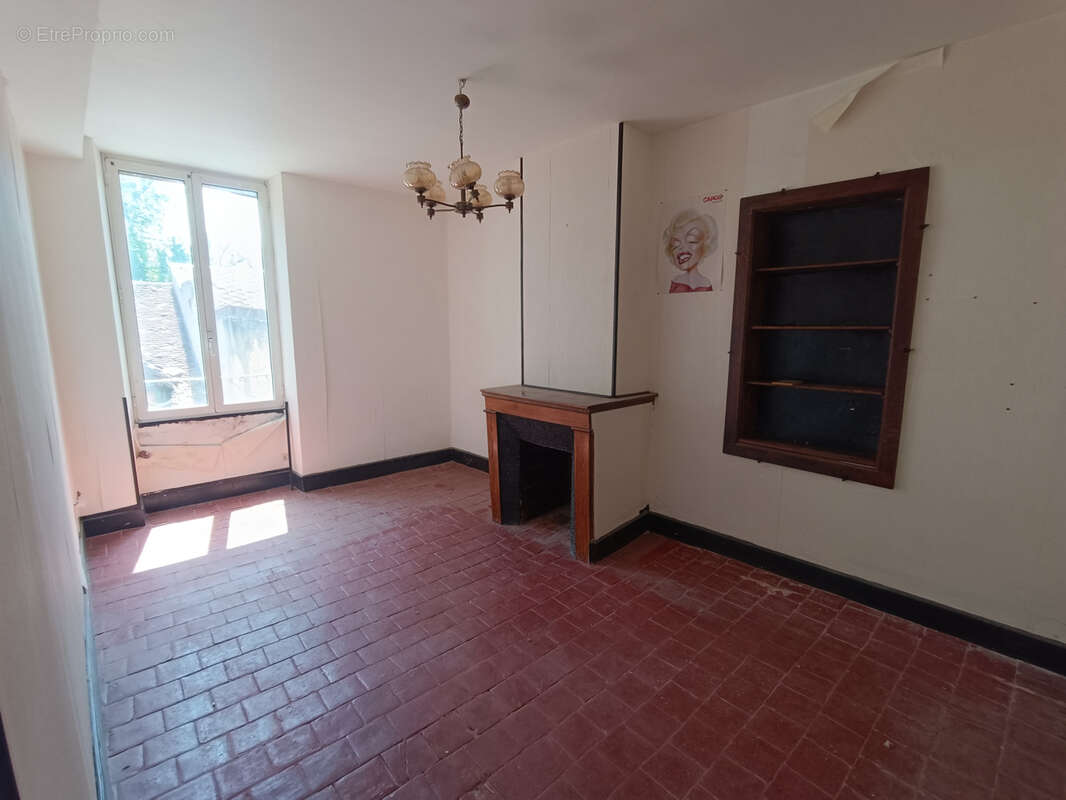 Maison à SANCERGUES