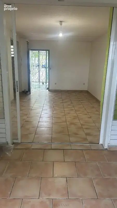 Belle apportunité à saisir, pratique et agréable, proche ds commodités, un T2 fonctionnel avec loggia et parking privatif, idéal - photo 4