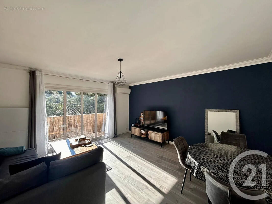 Appartement à LE CANNET