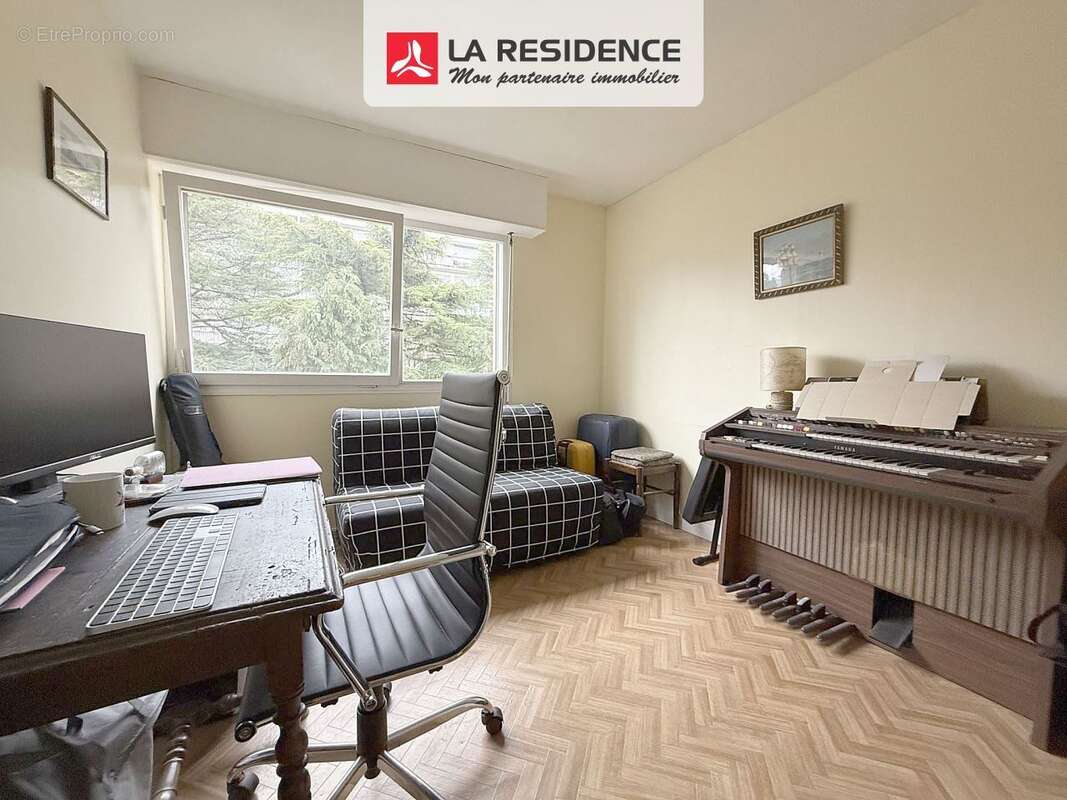 Appartement à VELIZY-VILLACOUBLAY