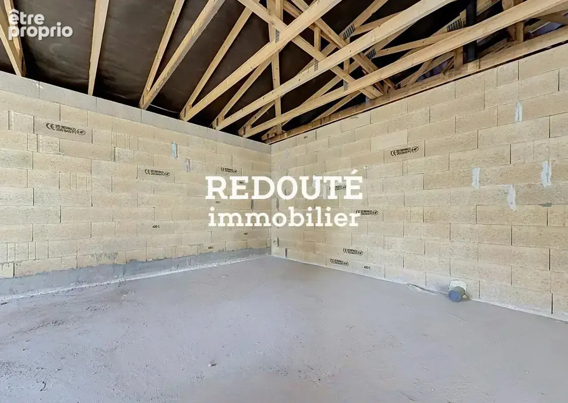 Plateau de 54 m² au 2ème et dernier étage – à aménager - photo 5