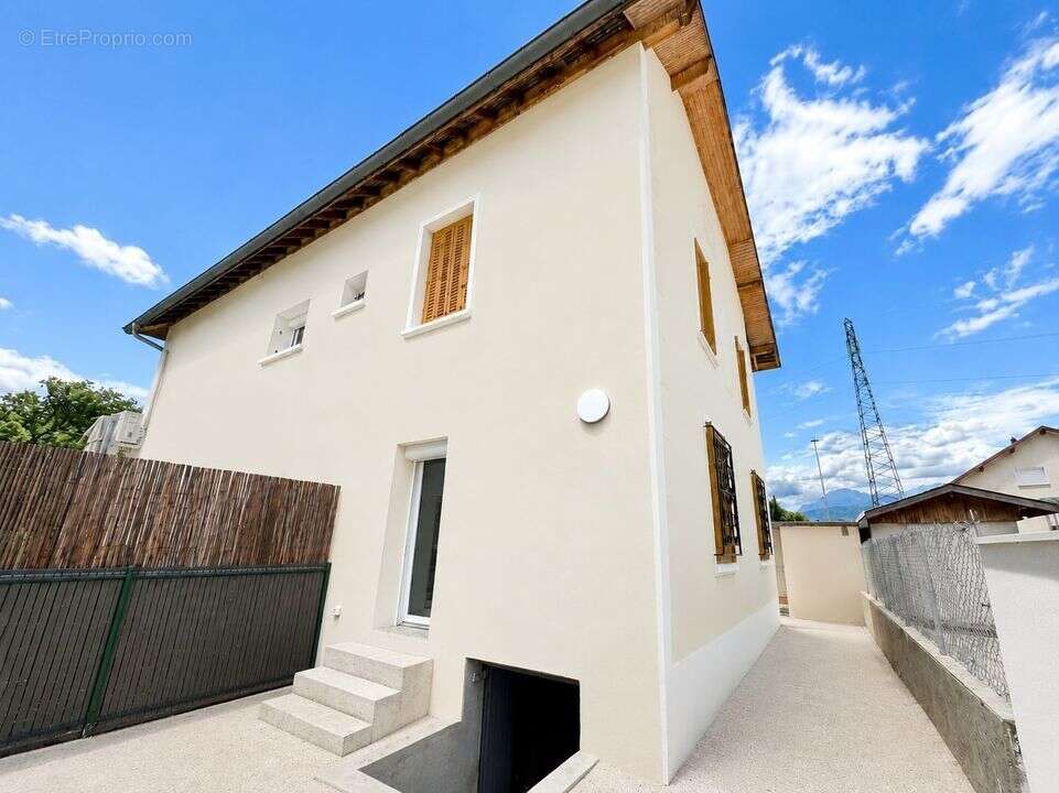 Appartement à LA MOTTE-SERVOLEX
