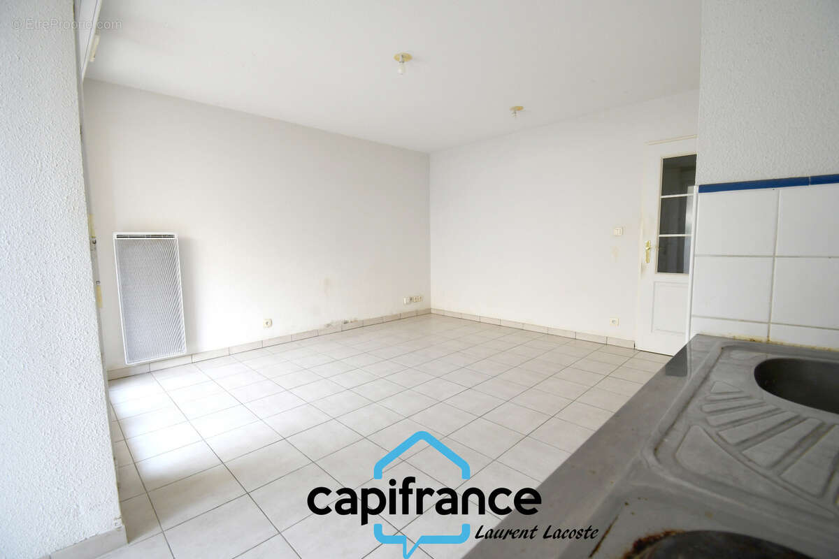 Appartement à vendre 1 pièces L'ISLE JOURDAIN (32) - residence sécurisée parking privatif - photo 6