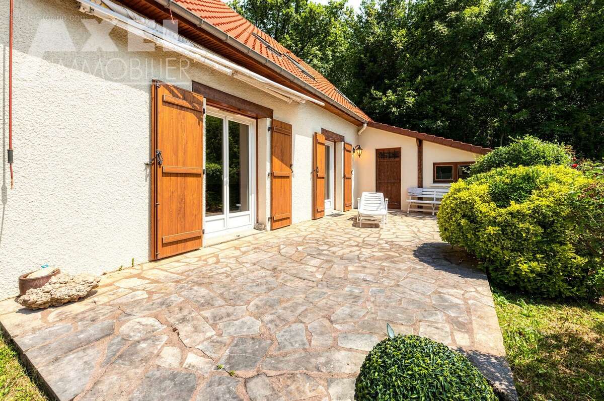 Maison à BOIS-D'ARCY