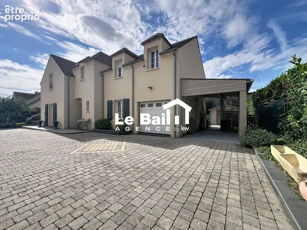 Maison 6 pièces 180 m² à vendre à Pontoise (95300) - photo 2