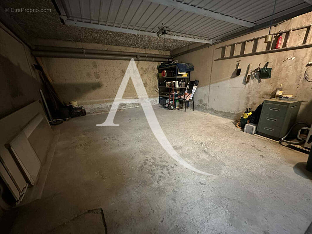 Parking à LA GRANDE-MOTTE