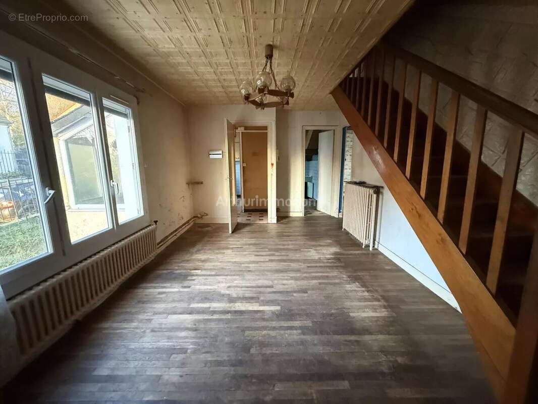 Maison à SOISY-SUR-SEINE