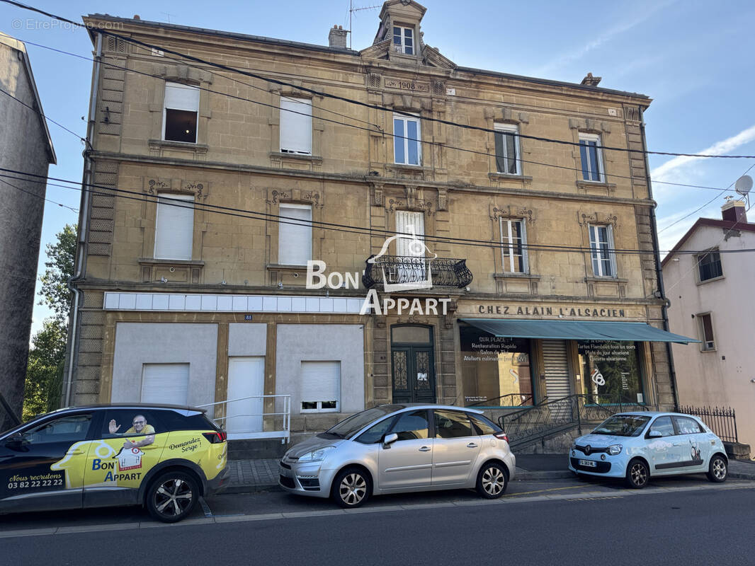 Bel immeuble sur Homécourt - photo 1