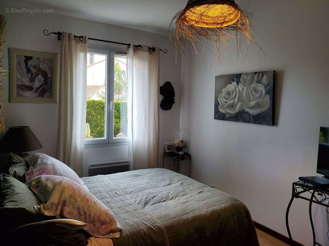 Maison à CHAMPNIERS