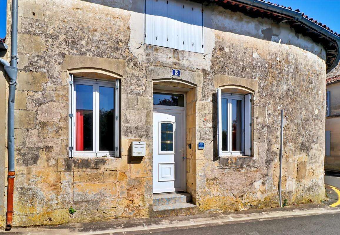 Appartement à JONZAC