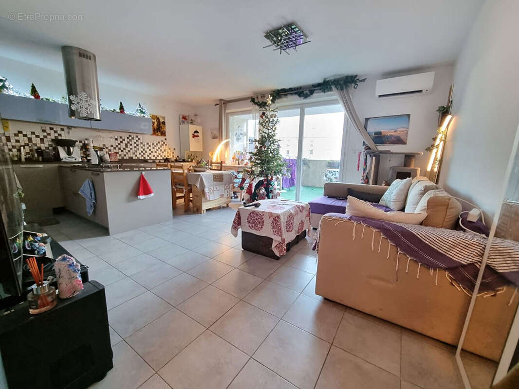 Appartement à SEPTEMES-LES-VALLONS