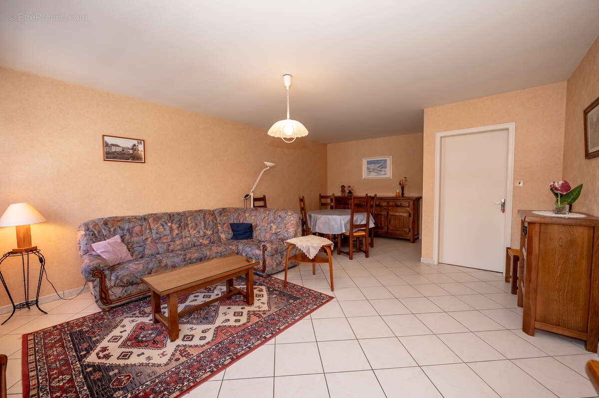Maison à CHAUX-NEUVE
