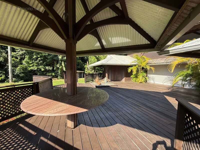 Maison à MONTSINERY-TONNEGRANDE