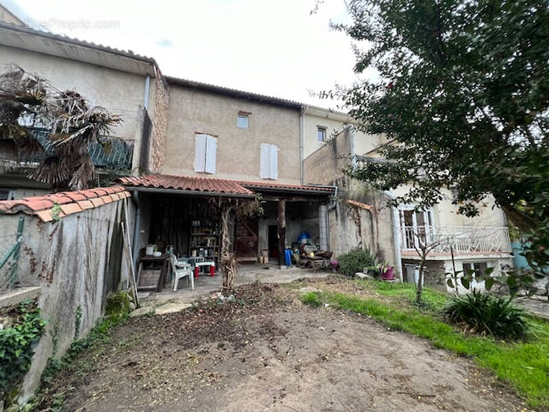 Maison à AIGUILLON