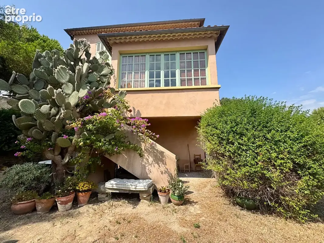 Photo Maison à La Ciotat au prix de 1 196 000€