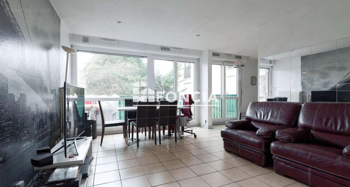 Appartement à RIS-ORANGIS