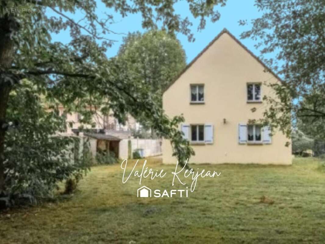 Photo 2 - Maison à PLAISIR