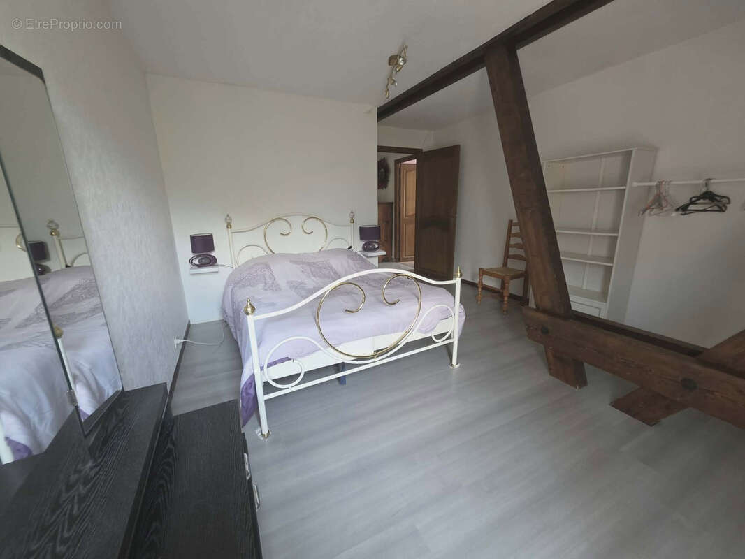 Maison à SAINT-SAUVEUR